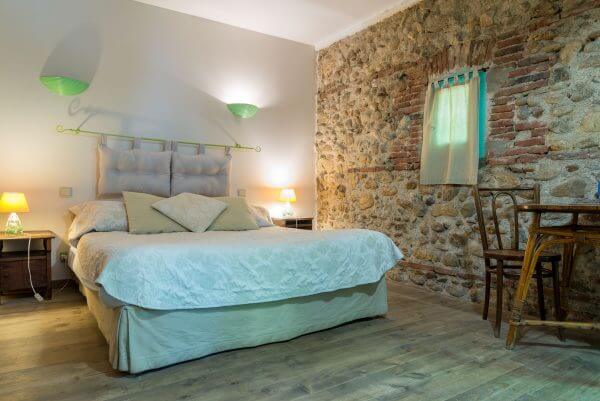 Gites et Chambres Hôtes le Le Mas Bazan Gîtes & Chambres d'hôtes à Proximité de Collioure prêt de Collioure chambre-atypique-évasion-week-end-hote