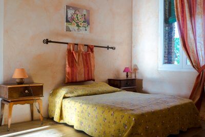 Gites et Chambres Hôtes le Le Mas Bazan Gîtes & Chambres d'hôtes à Proximité de Collioure prêt de Collioure chambre-séjour-vacances-hote-famille