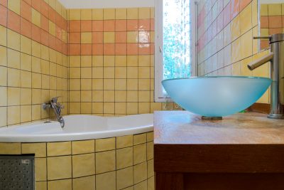 Gites et Chambres Hôtes le Le Mas Bazan Gîtes & Chambres d'hôtes à Proximité de Collioure prêt de Collioure salle de bain-chambre-hote-proche-espagne