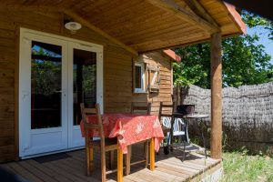 terrasse-destination-vacances-chambre-hote-authentique