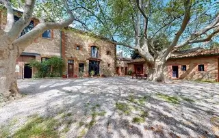 Gites et Chambres Hôtes le Le Mas Bazan Gîtes & Chambres d'hôtes à Proximité de Collioure prêt de Collioure